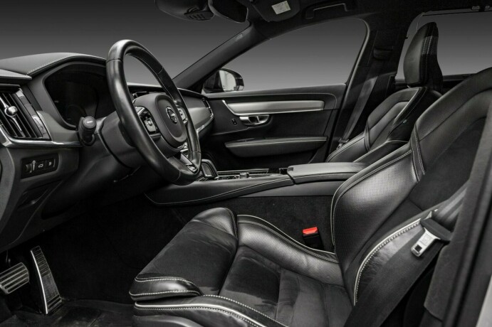 volvo-v90-elektrisitetbensin-2020-big-11