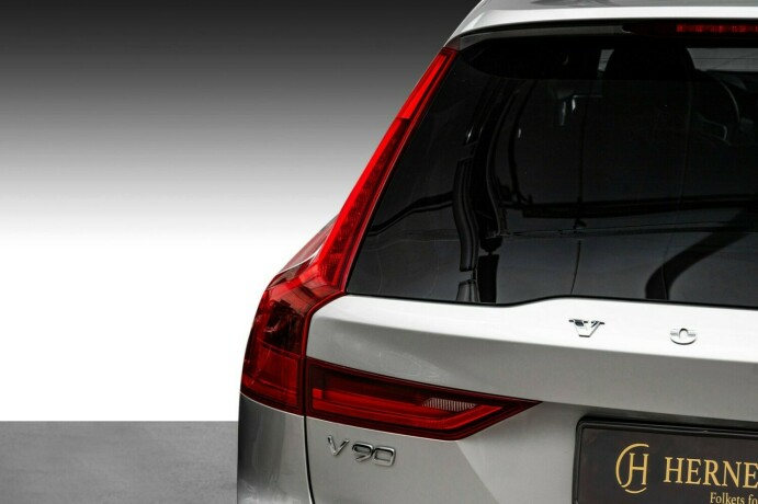 volvo-v90-elektrisitetbensin-2020-big-8