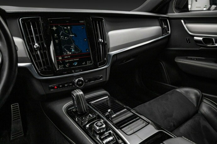 volvo-v90-elektrisitetbensin-2020-big-18