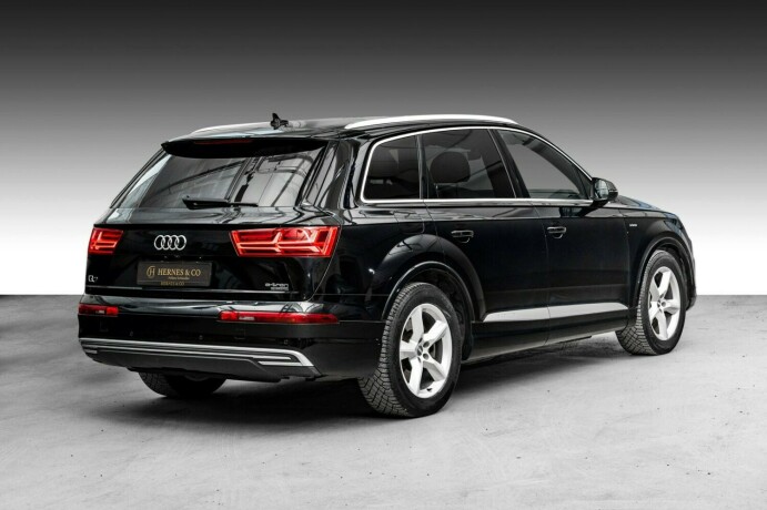 audi-q7-elektrisitetdiesel-2017-big-5