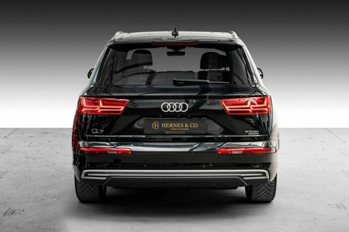 audi-q7-elektrisitetdiesel-2017-big-7