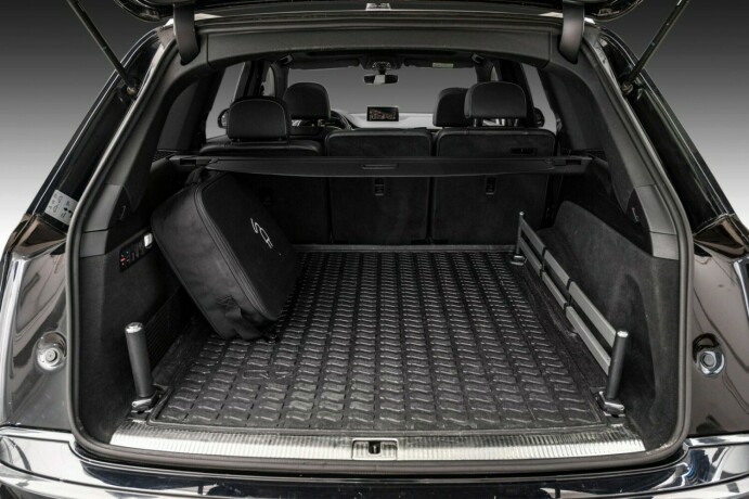audi-q7-elektrisitetdiesel-2017-big-27