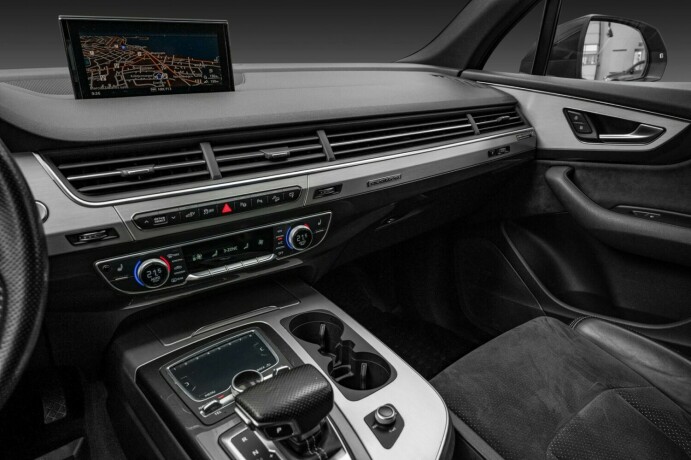 audi-q7-elektrisitetdiesel-2017-big-18