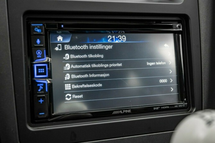 ford-mustang-bensin-2011-big-36