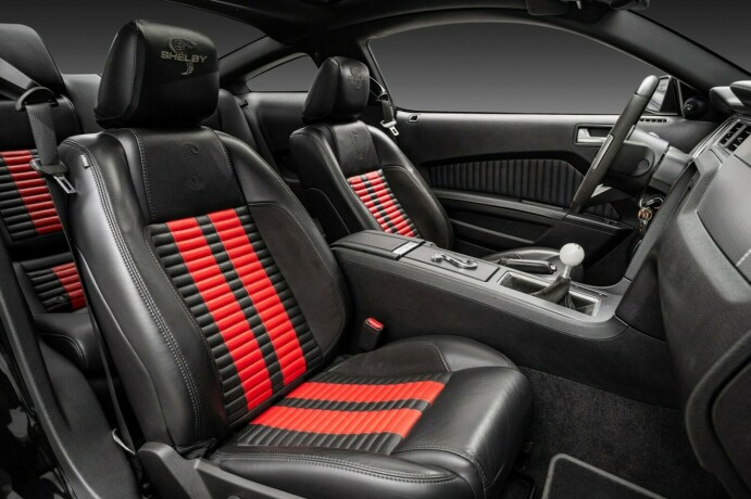 ford-mustang-bensin-2011-big-22