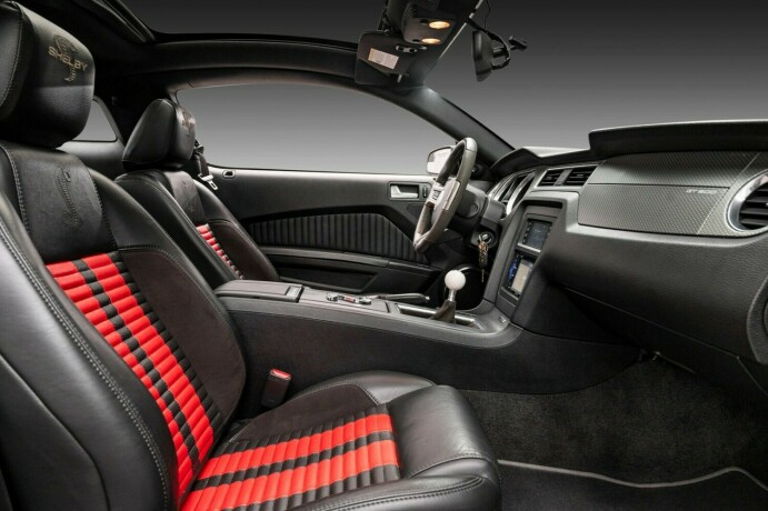 ford-mustang-bensin-2011-big-21
