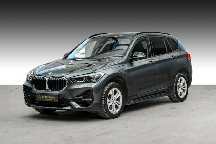 bmw-x1-elektrisitetbensin-2021-big-0