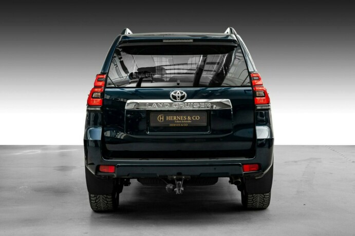 toyota-land-cruiser-diesel-2019-big-23