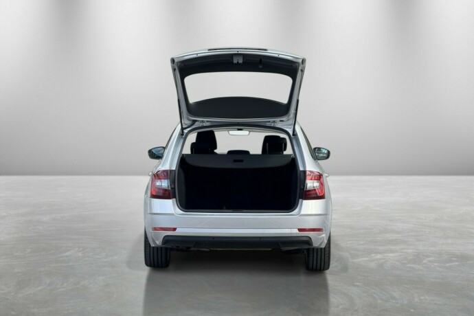 skoda-octavia-bensin-2019-big-8