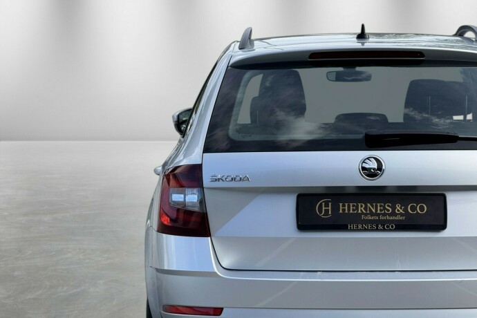 skoda-octavia-bensin-2019-big-4