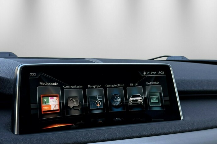 bmw-x5-elektrisitetbensin-2017-big-19