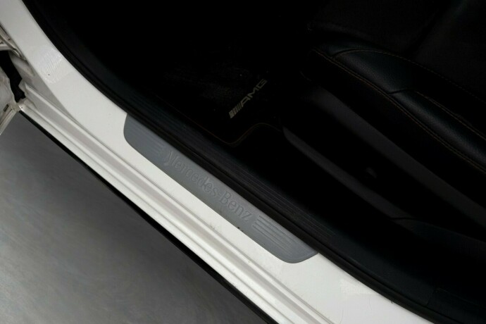 mercedes-benz-c-klasse-bensin-2016-big-31