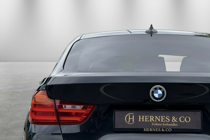 bmw-3-serie-bensin-2016-big-10