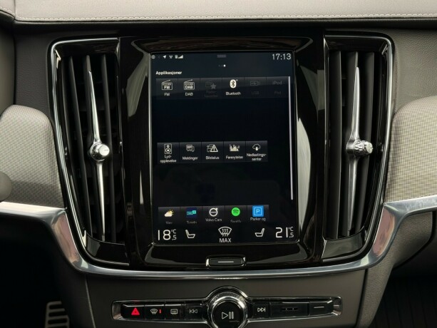 volvo-s90-elektrisitetbensin-2019-big-21