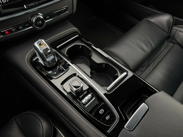 volvo-s90-elektrisitetbensin-2019-big-27