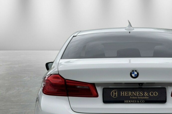 bmw-5-serie-elektrisitetbensin-2017-big-6
