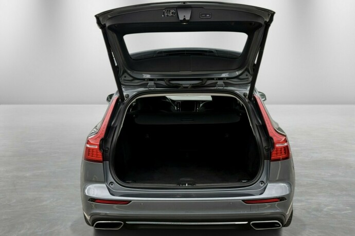 volvo-v60-plug-in-petrol-2019-big-10