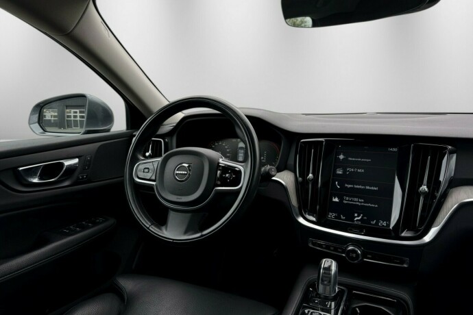 volvo-v60-elektrisitetbensin-2019-big-13