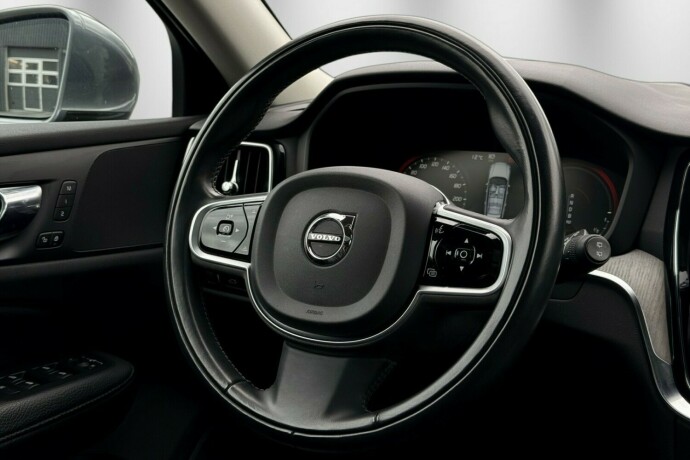 volvo-v60-plug-in-petrol-2019-big-14