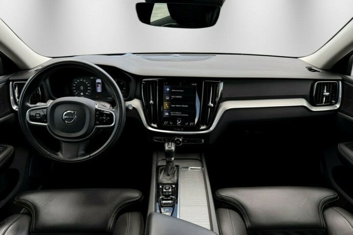 volvo-v60-cross-country-diesel-2020-big-13