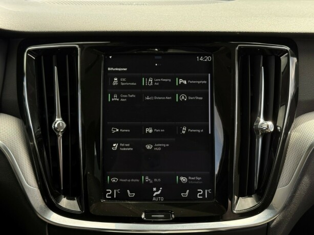volvo-v60-cross-country-diesel-2020-big-19
