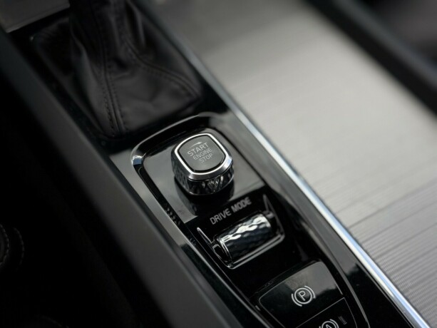 volvo-v60-cross-country-diesel-2020-big-23