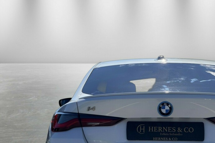 bmw-i4-m50-elektrisitet-2023-big-7