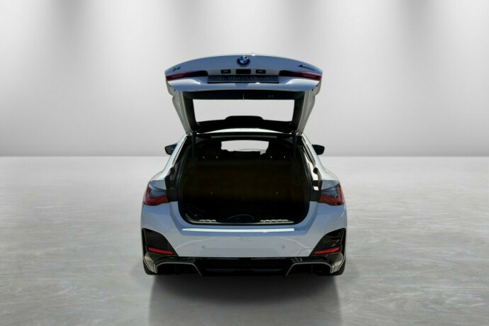 bmw-i4-m50-elektrisitet-2023-big-8