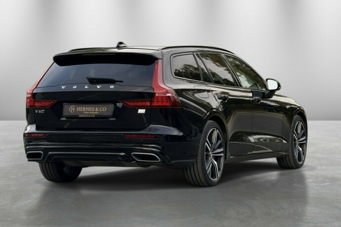 volvo-v60-elektrisitetbensin-2022-big-4