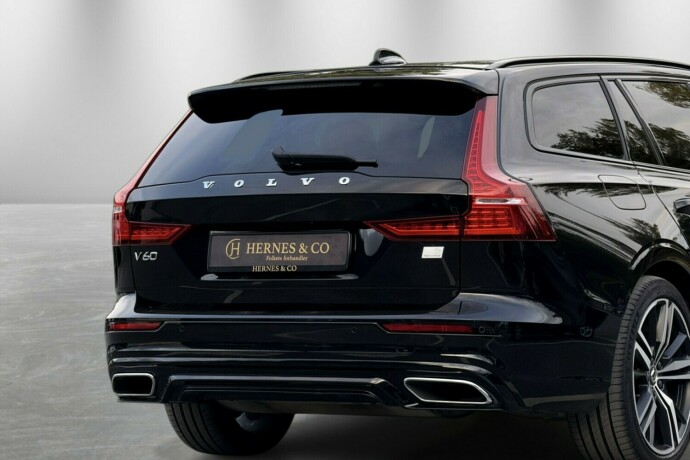 volvo-v60-elektrisitetbensin-2022-big-5