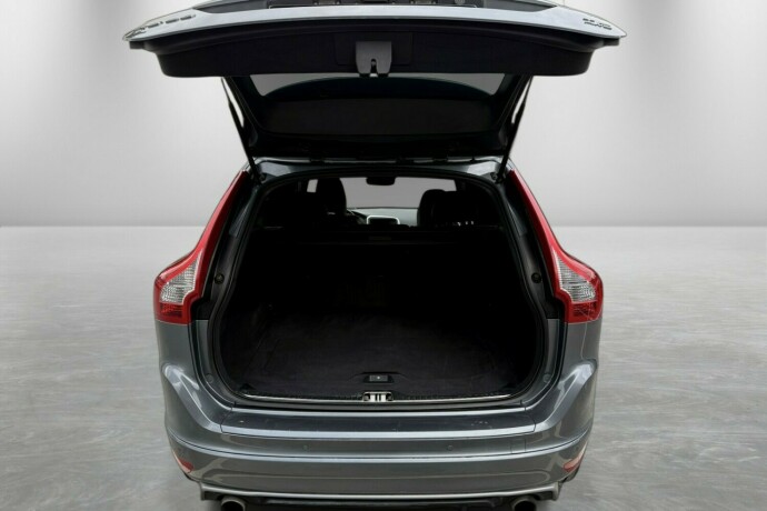 volvo-xc-60-bensin-2017-big-8