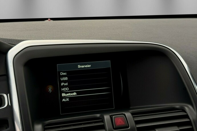 volvo-xc-60-bensin-2017-big-26