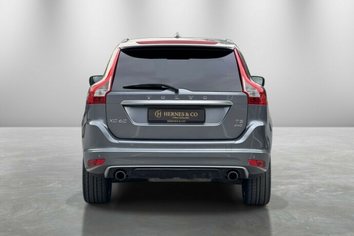 volvo-xc-60-bensin-2017-big-5