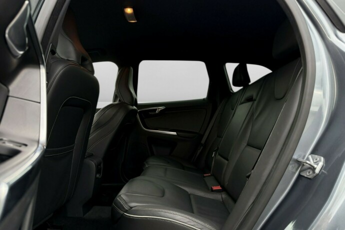 volvo-xc-60-bensin-2017-big-25