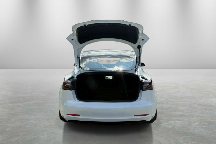 tesla-model-3-elektrisitet-2019-big-9