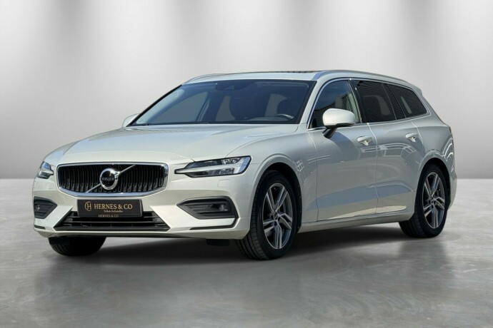 volvo-v60-diesel-2019-big-0