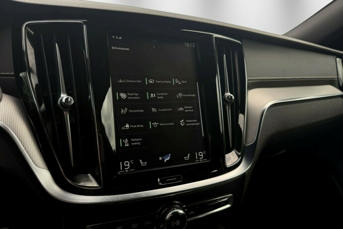 volvo-v60-elektrisitetbensin-2020-big-35