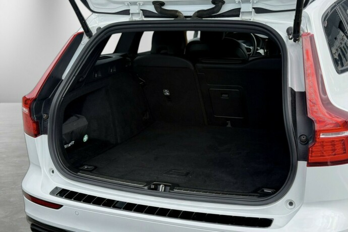 volvo-v60-elektrisitetbensin-2020-big-12