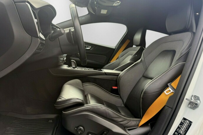 volvo-v60-elektrisitetbensin-2020-big-16
