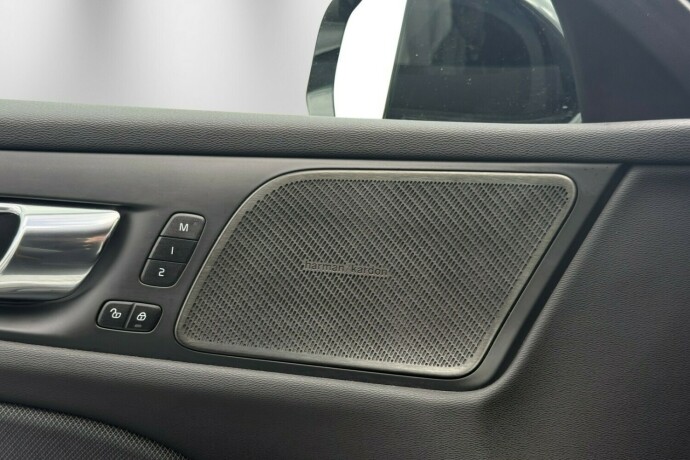 volvo-v60-elektrisitetbensin-2020-big-40
