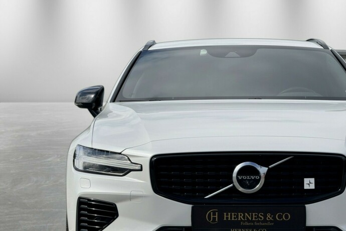 volvo-v60-elektrisitetbensin-2020-big-3