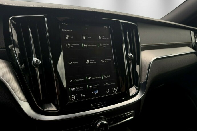 volvo-v60-elektrisitetbensin-2020-big-36