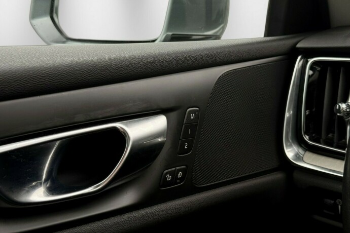 volvo-v60-elektrisitetbensin-2019-big-31