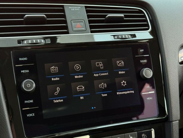 volkswagen-golf-bensin-2018-big-29