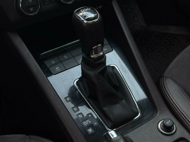skoda-octavia-bensin-2016-big-18