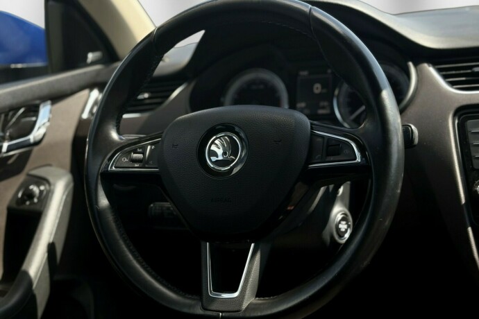 skoda-octavia-bensin-2016-big-14