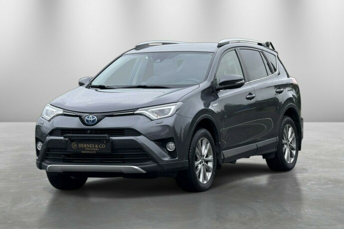 toyota-rav4-elektrisitetbensin-2016-big-0