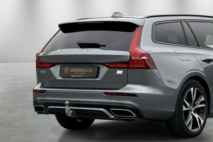 volvo-v60-elektrisitetbensin-2021-big-6