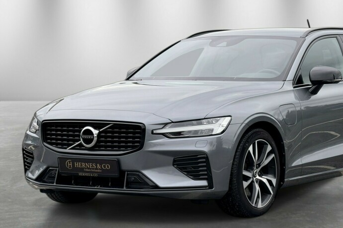 volvo-v60-elektrisitetbensin-2021-big-1