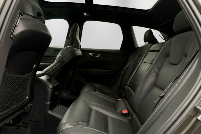 volvo-xc-60-elektrisitetbensin-2019-big-31